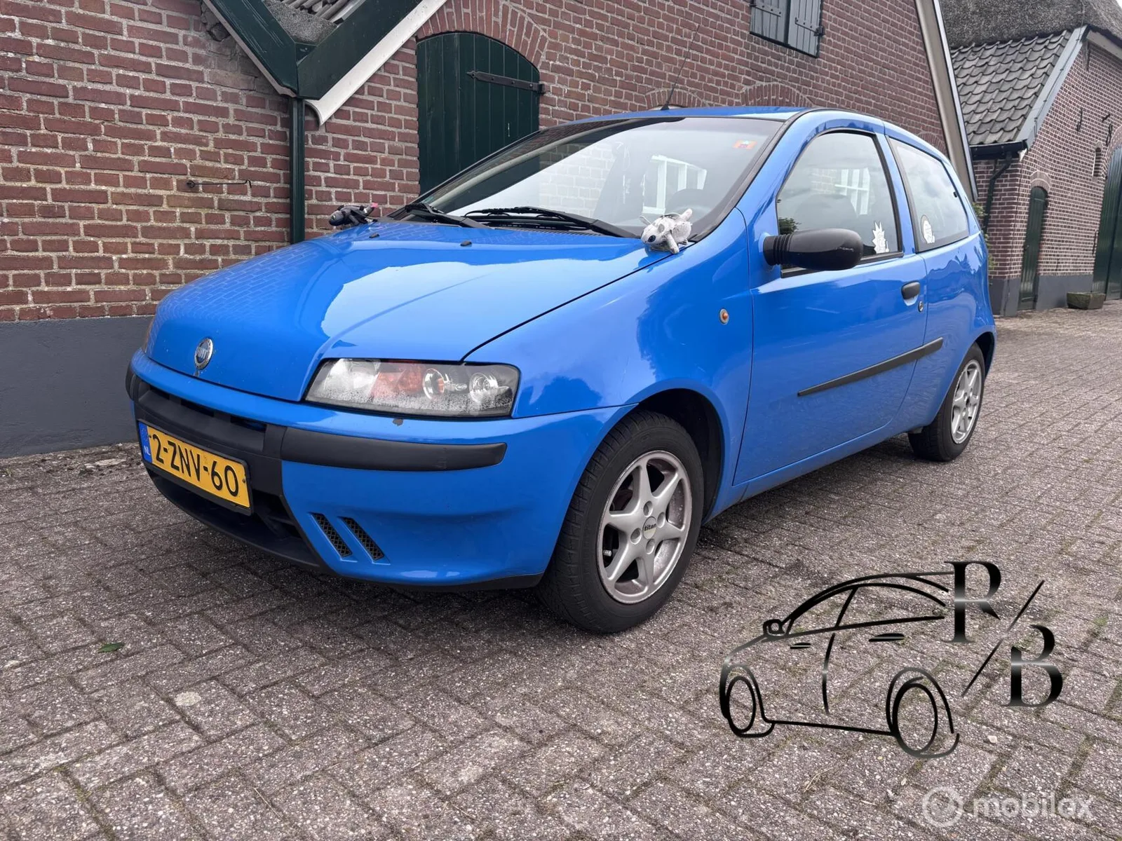Fiat Punto (2002) — foto 1