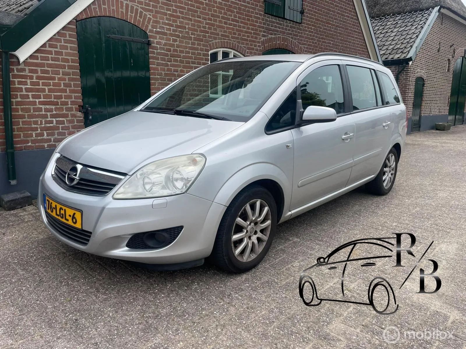 Opel Zafira (2009) — foto 1