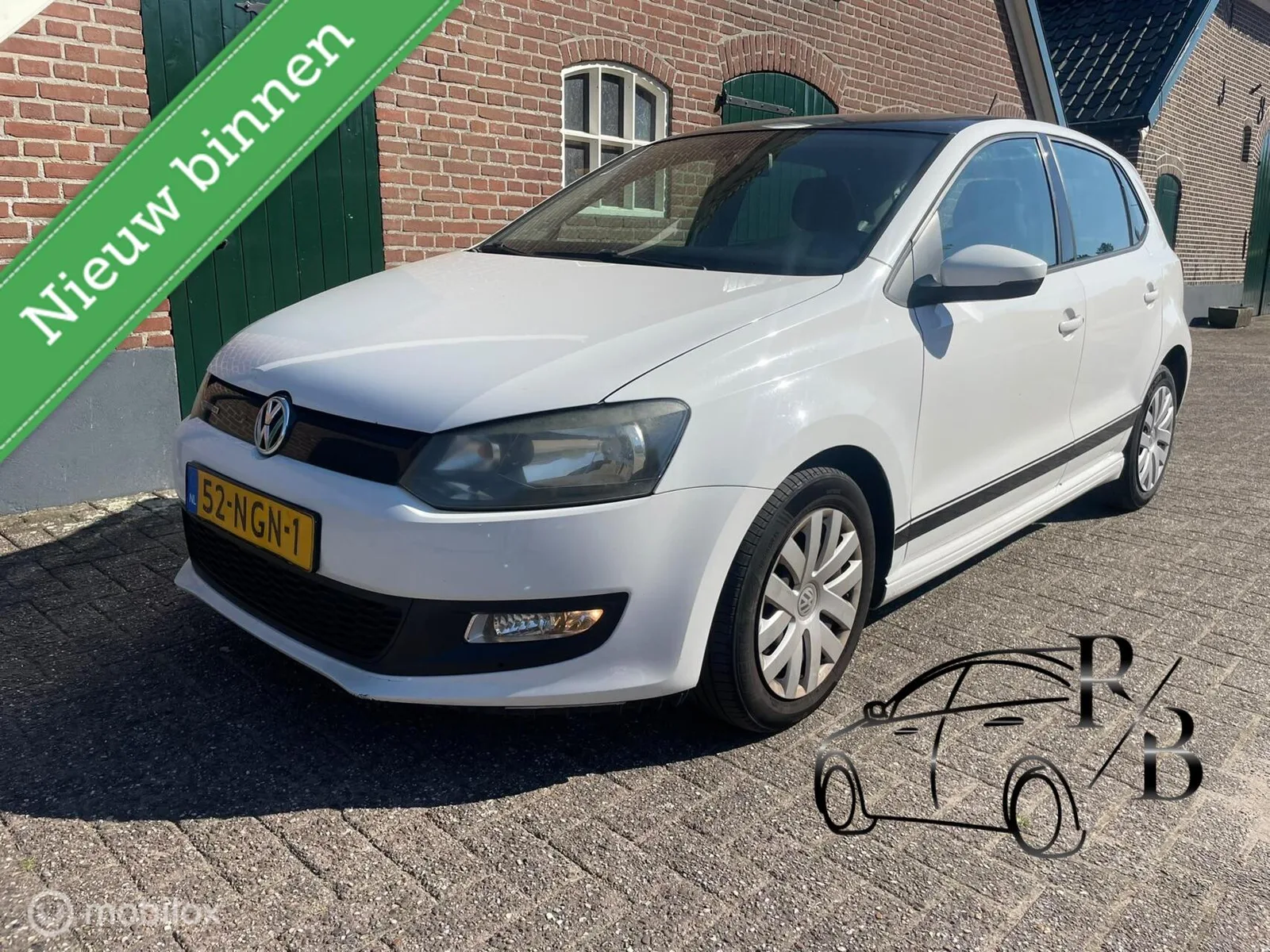 Volkswagen Polo (2010) — foto 1