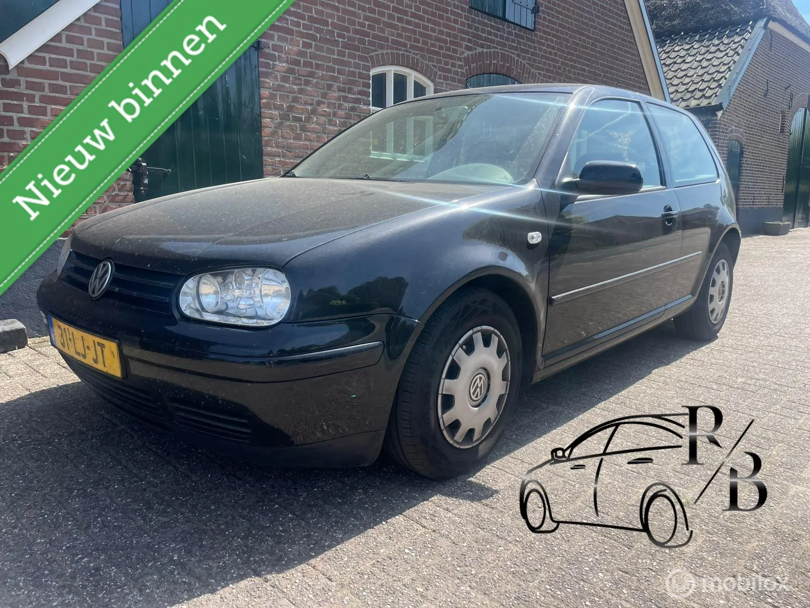 Volkswagen Golf (2003) — foto 1