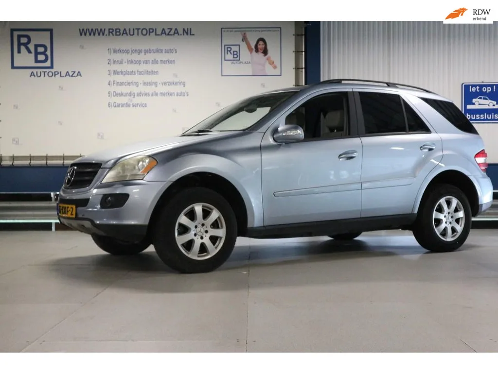 Mercedes-Benz ML-Klasse (2006) — foto 1