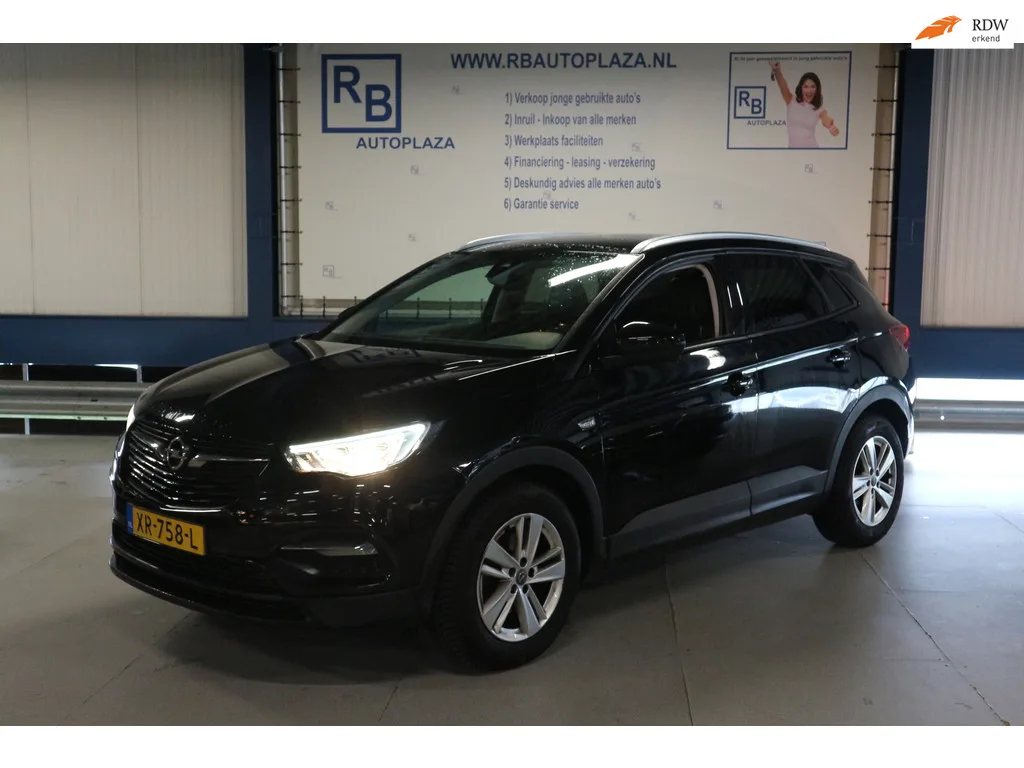 Opel Grandland X (2019) — foto 1