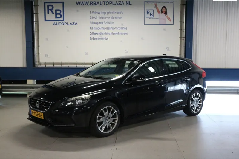 Volvo V40 (2014)