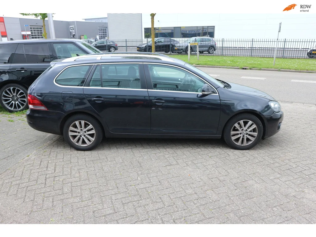 Volkswagen Golf (2010) — foto 1