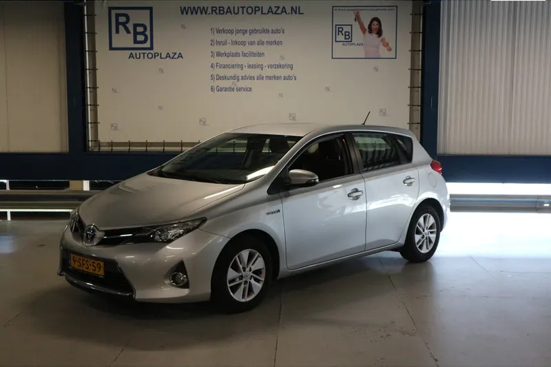Toyota Auris (2013)