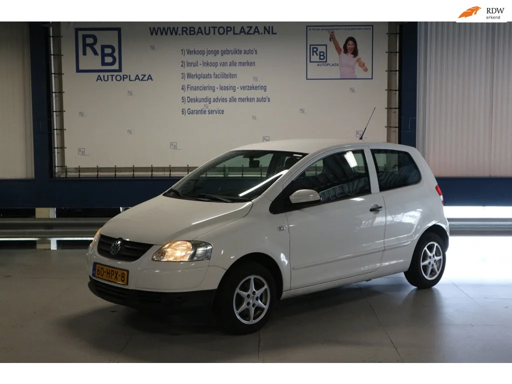 Volkswagen Fox (2009) — foto 1