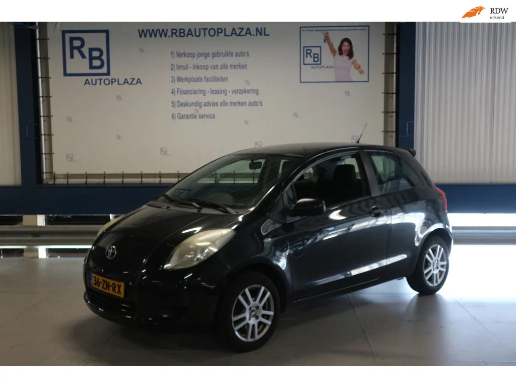 Toyota Yaris (2008) — foto 1