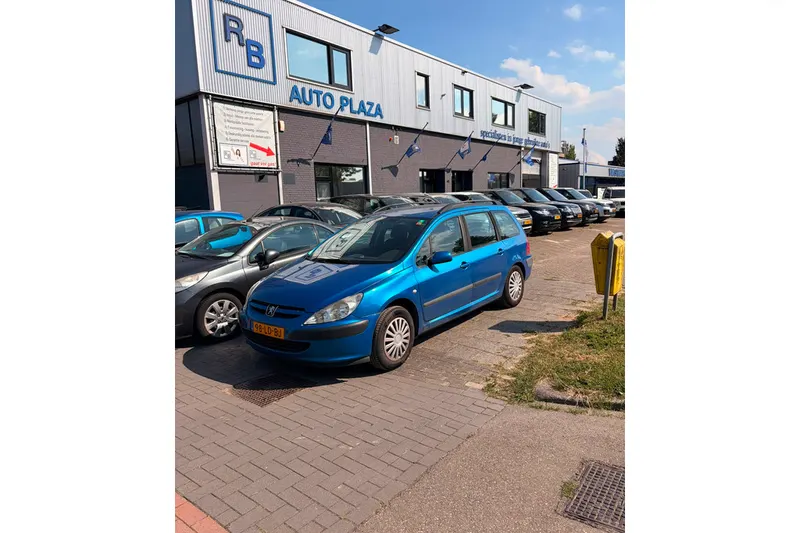 Peugeot 307 (2002)