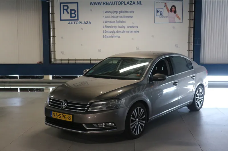 Volkswagen Passat (2011)