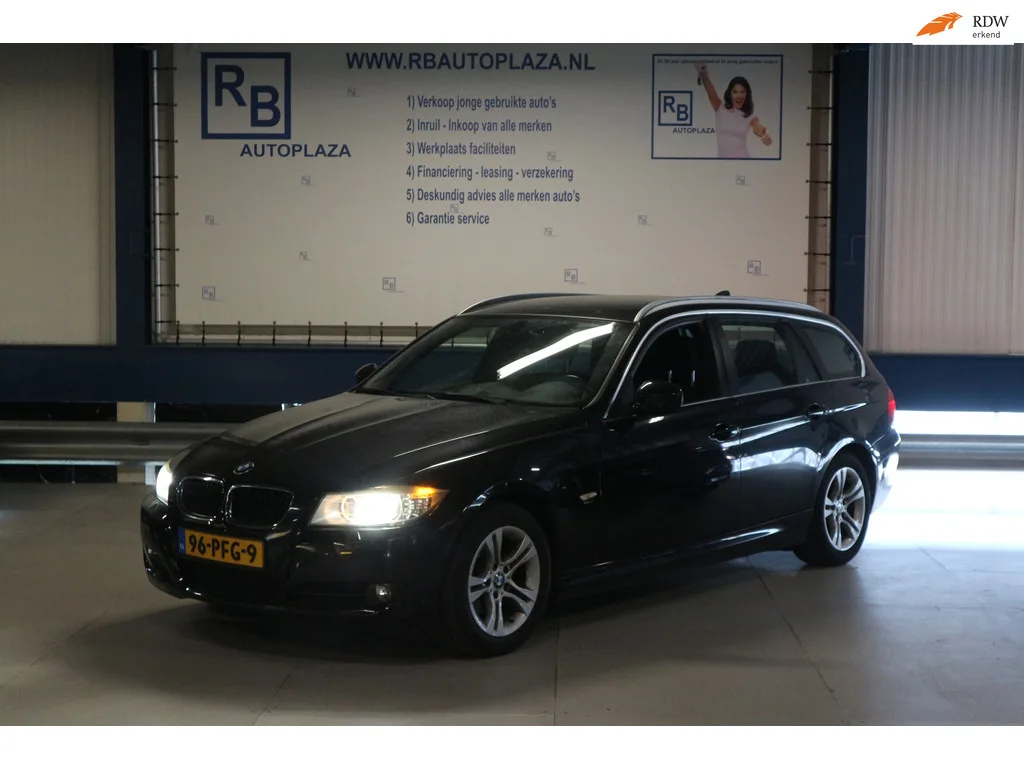 BMW 3-Serie (2011) — foto 1