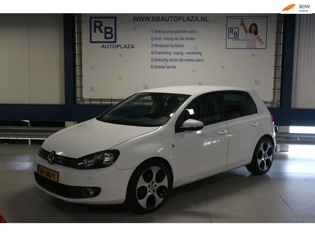Volkswagen Golf (2009) — foto 1