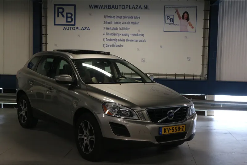 Volvo XC60 (2012)