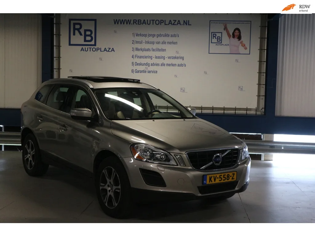 Volvo XC60 (2012) — foto 1