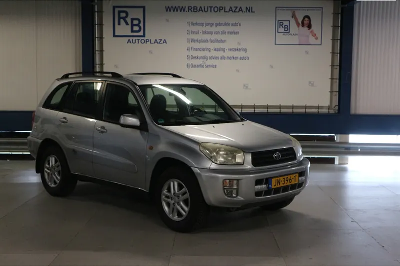 Toyota RAV4 (2003)