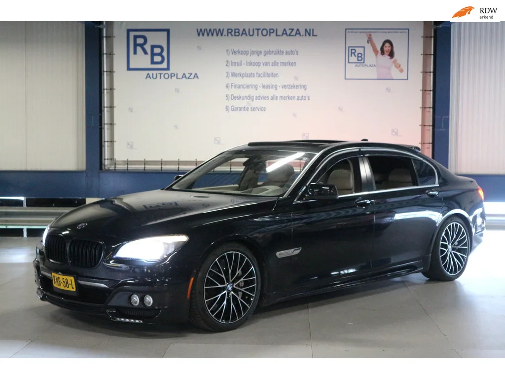 BMW 7-Serie (2011) — foto 1