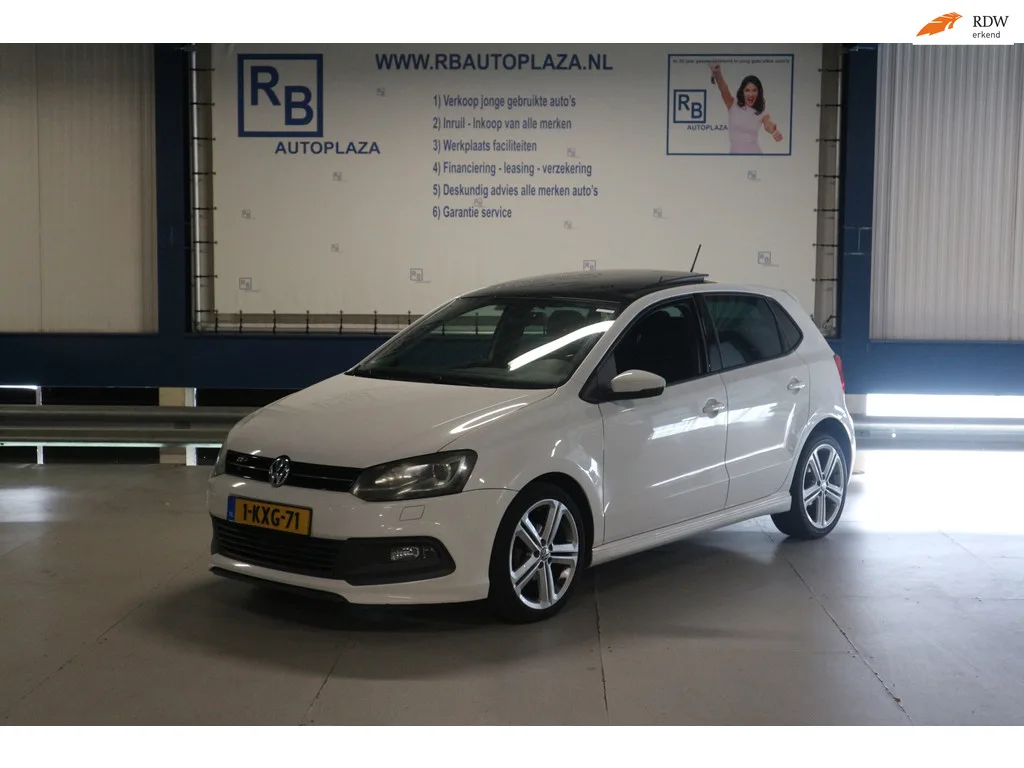 Volkswagen Polo (2013) — foto 1