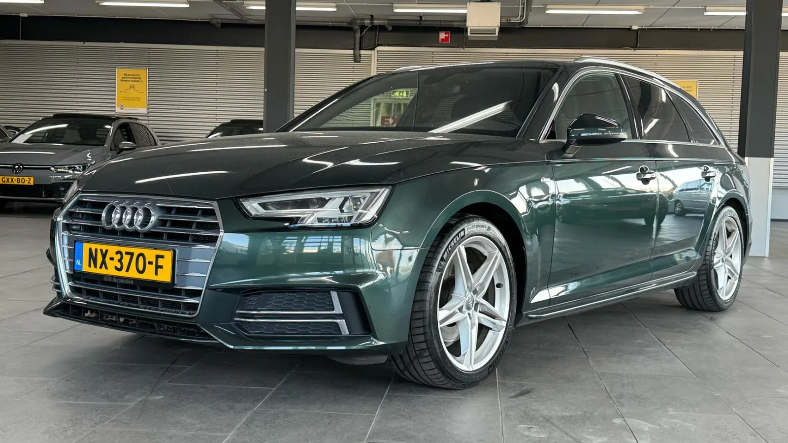 Audi A4 (2017) — foto 1
