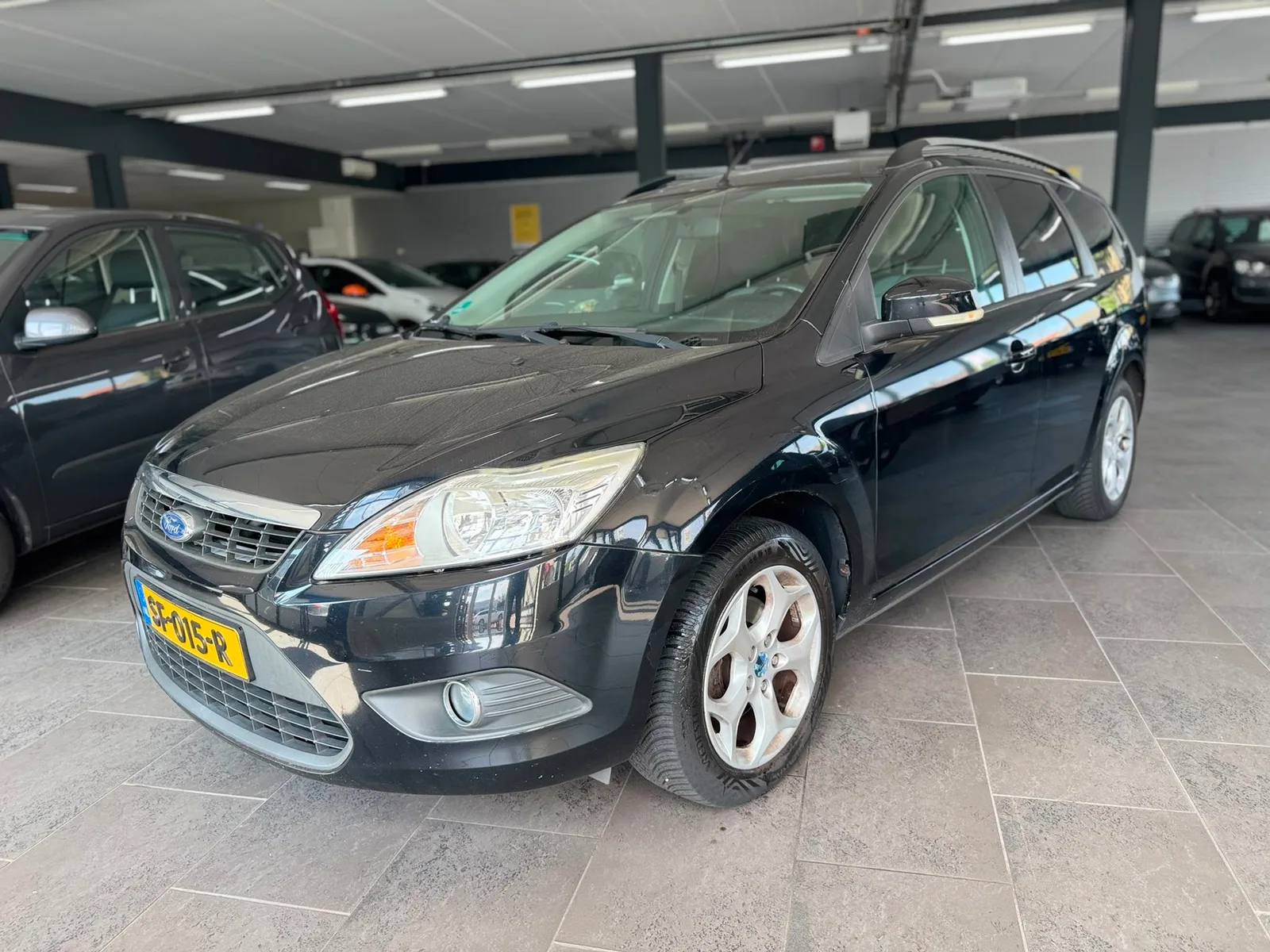 Ford Focus (2010) — foto 1