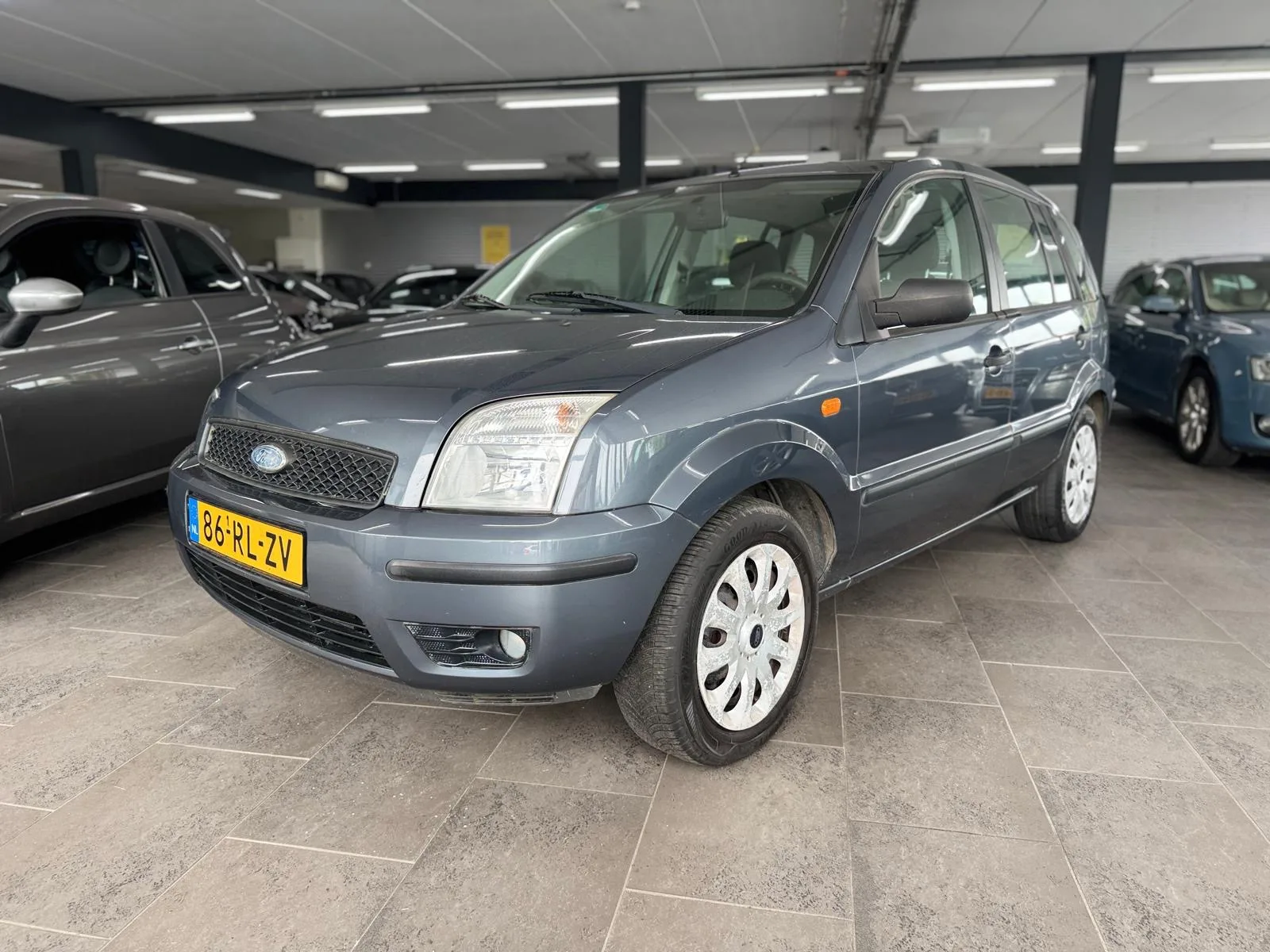Ford Fusion (2005) — foto 1