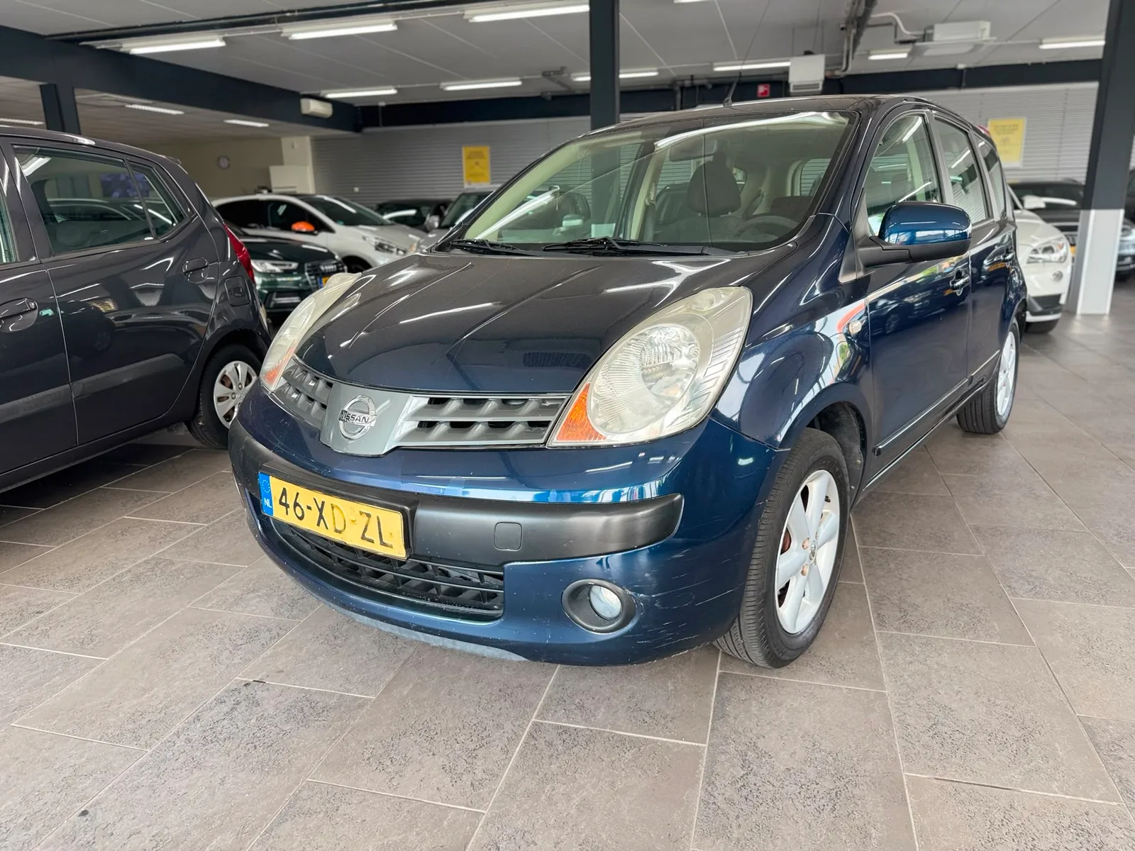 Nissan Note (2007) — foto 1