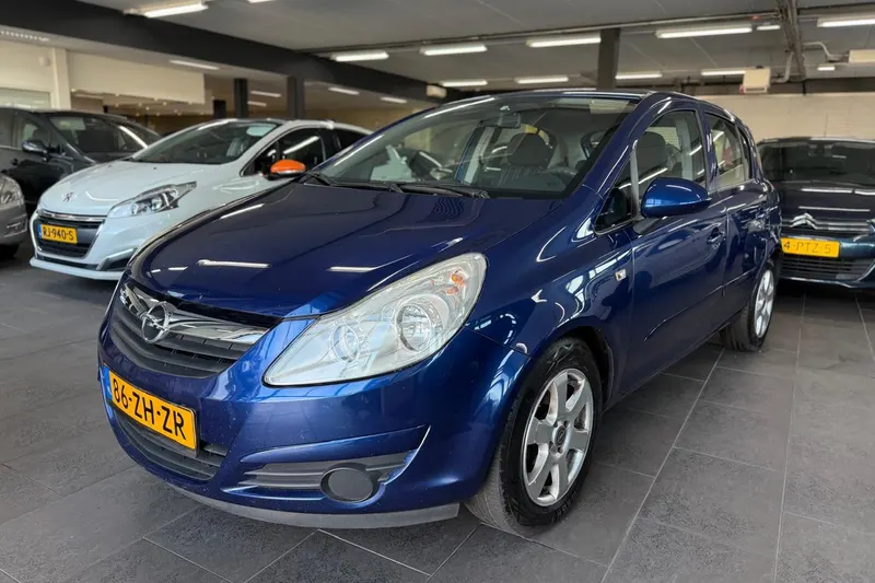 Opel Corsa (2008)