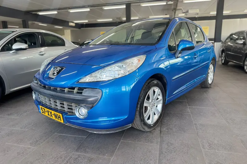 Peugeot 207 (2007)