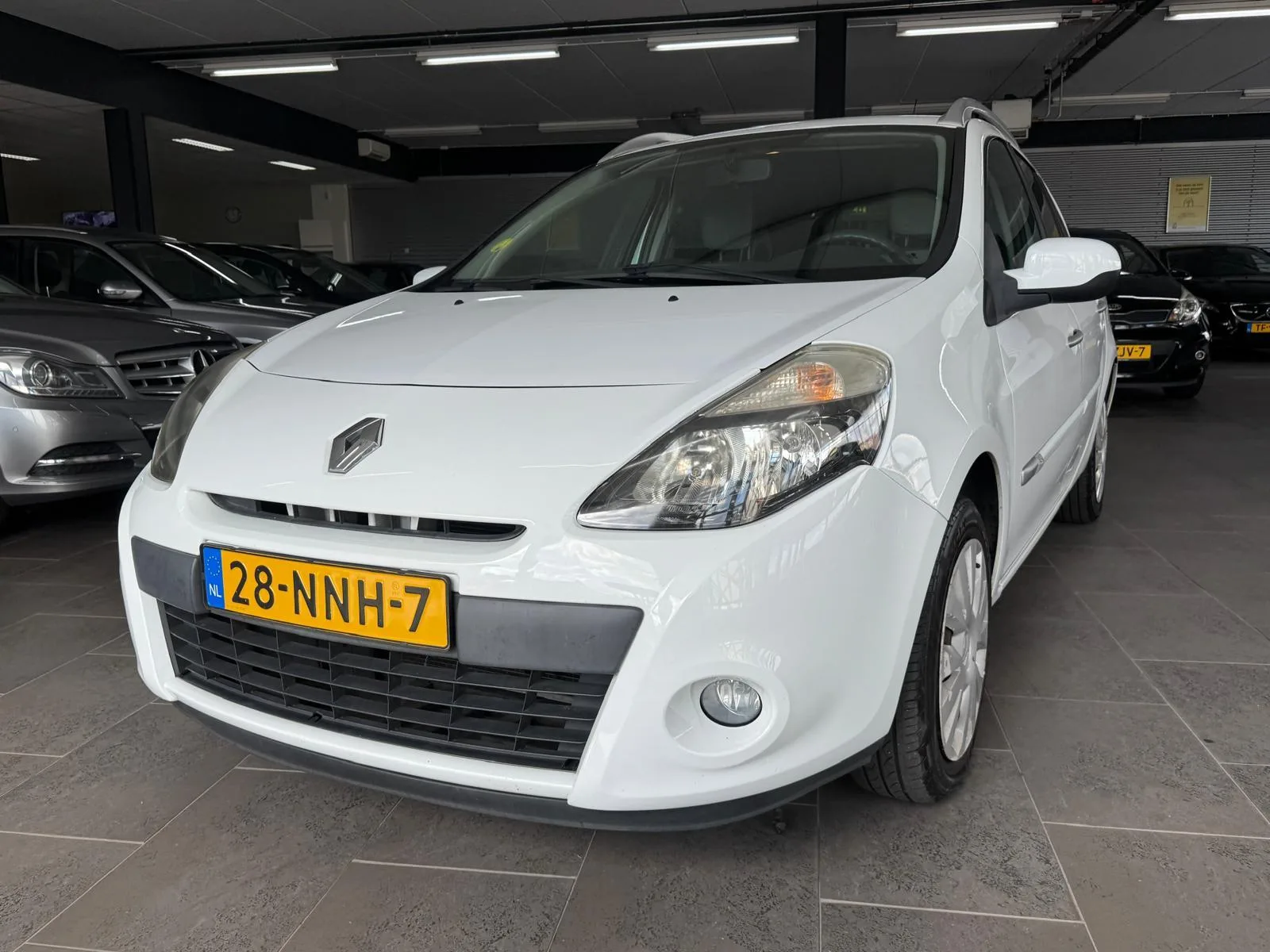 Renault Clio (2010) — foto 1
