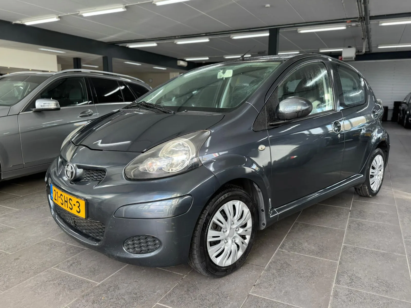 Toyota Aygo (2011) — foto 1