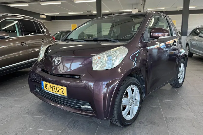 Toyota IQ (2009)