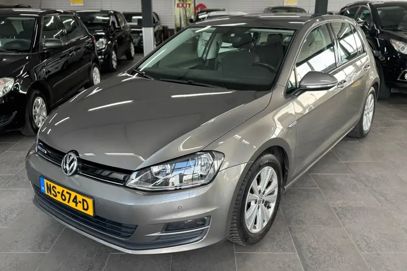 Volkswagen Golf (2017)