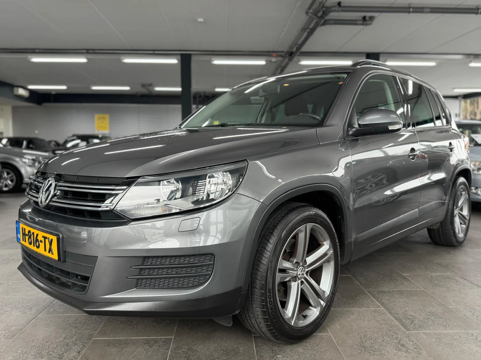 Volkswagen Tiguan (2016) — foto 1