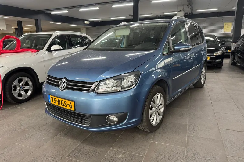 Volkswagen Touran (2011)