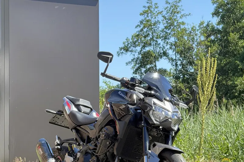 Kawasaki Z900 (2023)