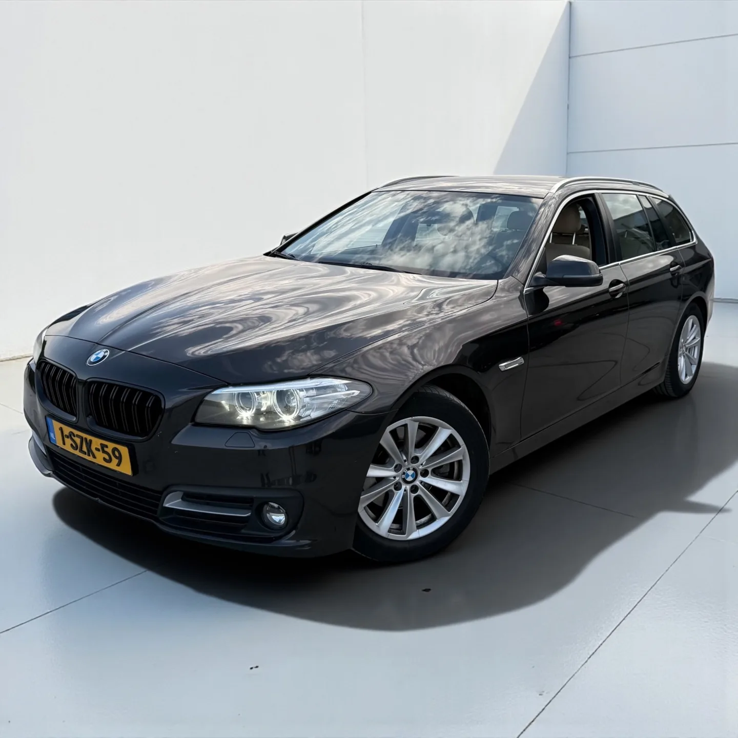 BMW 5-Serie (2014) — foto 1