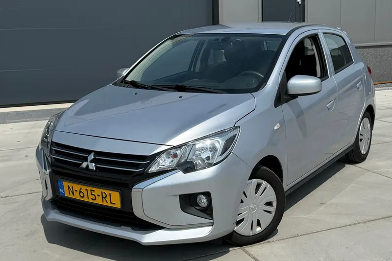 Mitsubishi Space Star (2021)