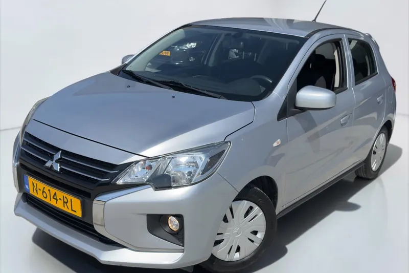 Mitsubishi Space Star (2021)