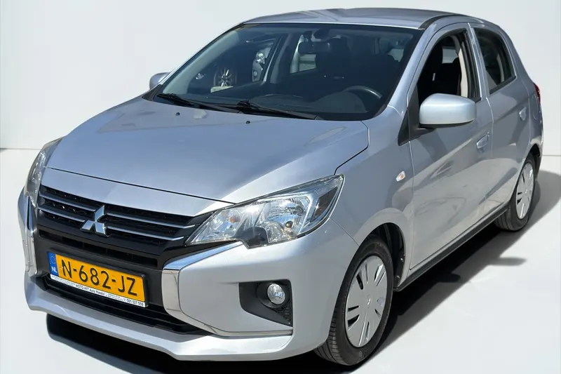 Mitsubishi Space Star (2021)