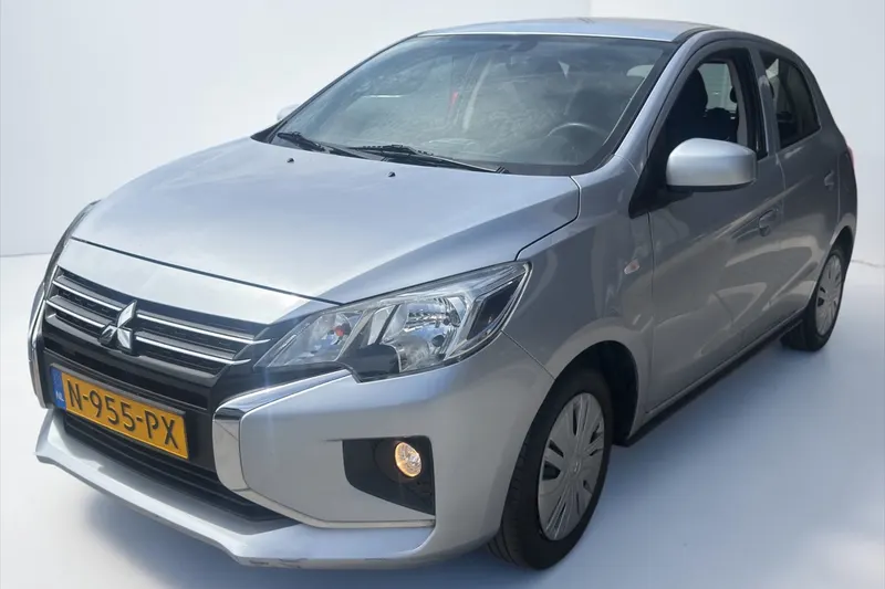 Mitsubishi Space Star (2021)
