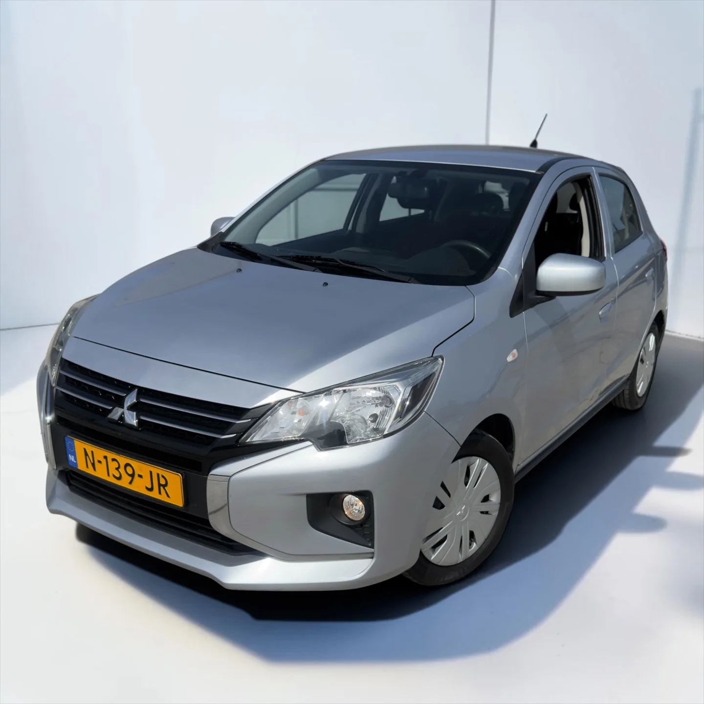 Mitsubishi Space Star (2021) — foto 1