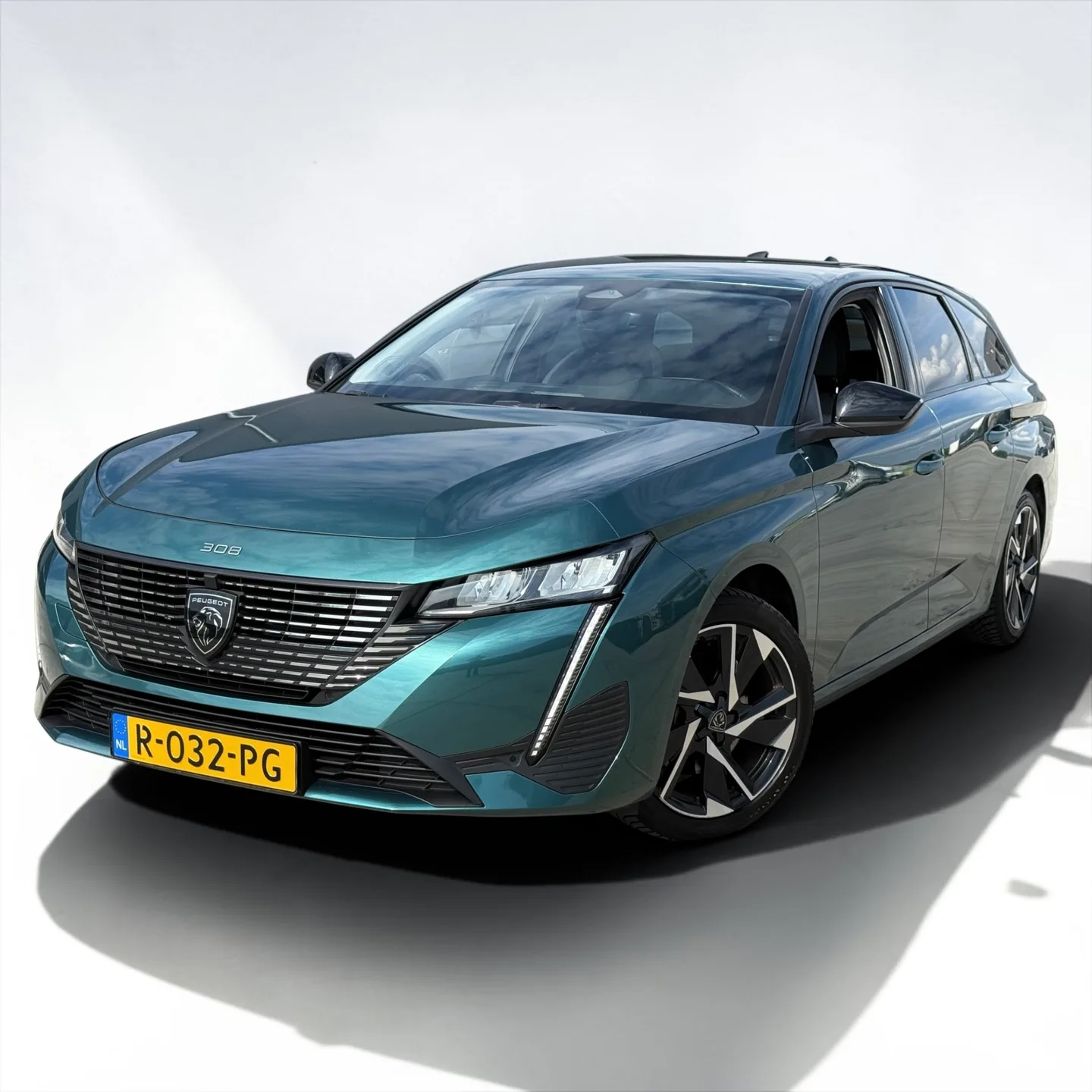 Peugeot 308 (2022) — foto 1