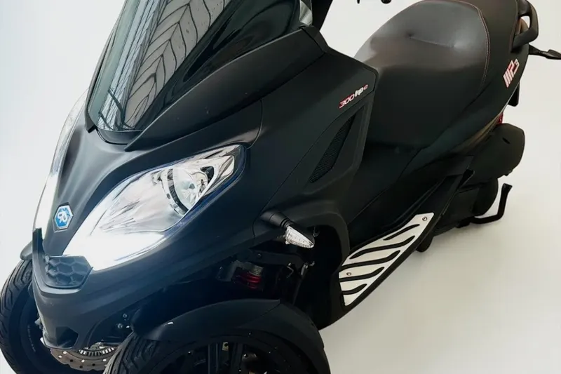 Piaggio MP3 300 HPE Sport (2020)