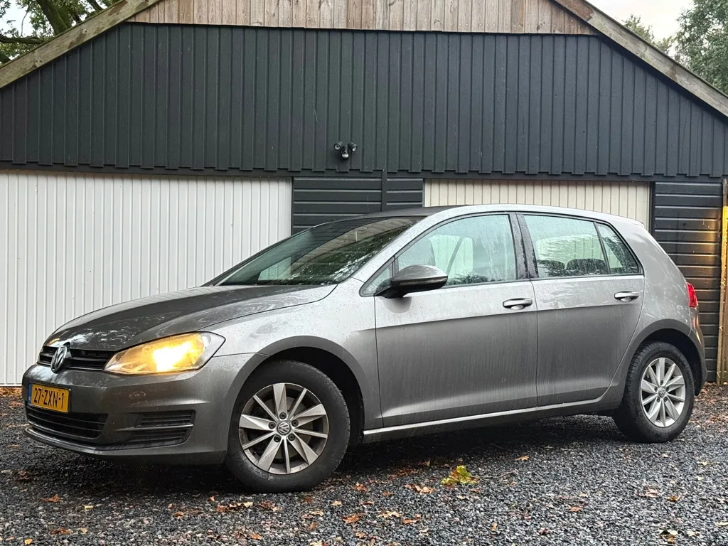 Volkswagen Golf (2013) — foto 1