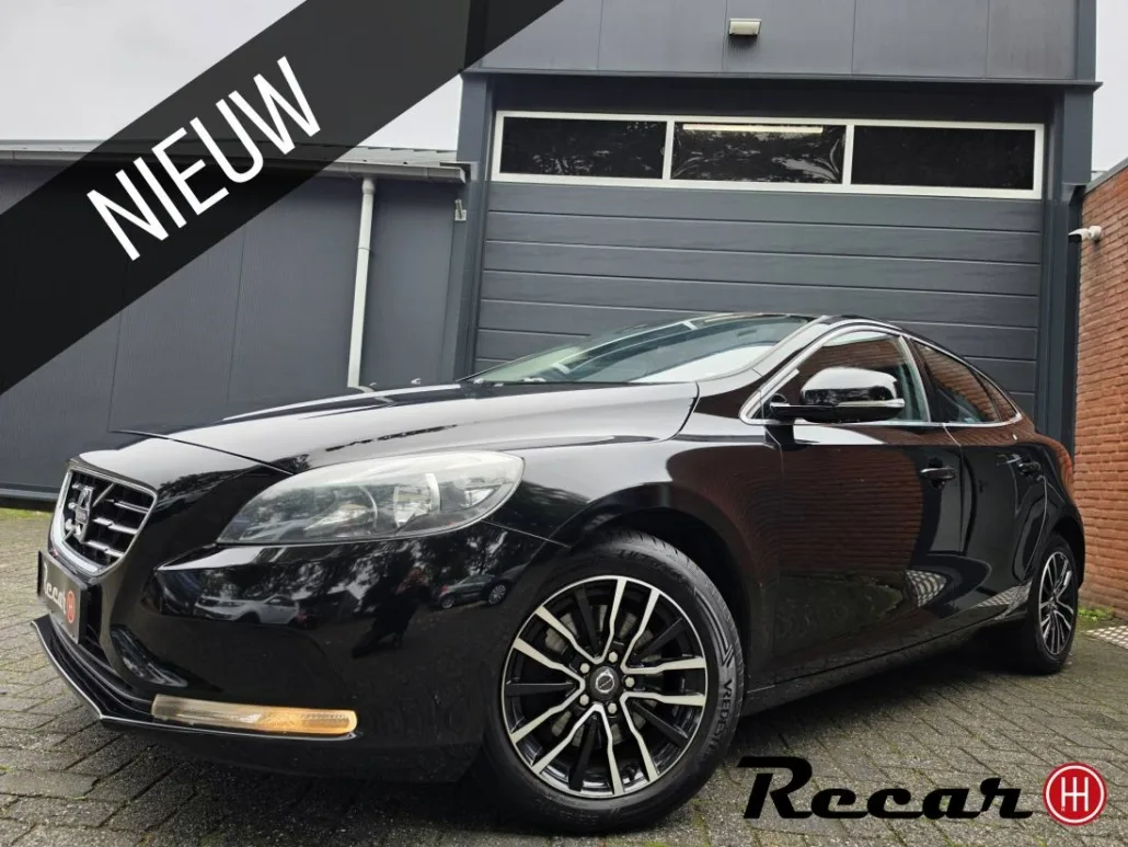 Volvo V40 (2012) — foto 1