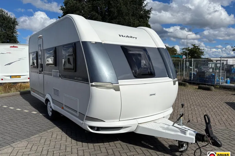 Hobby De Luxe (2020)