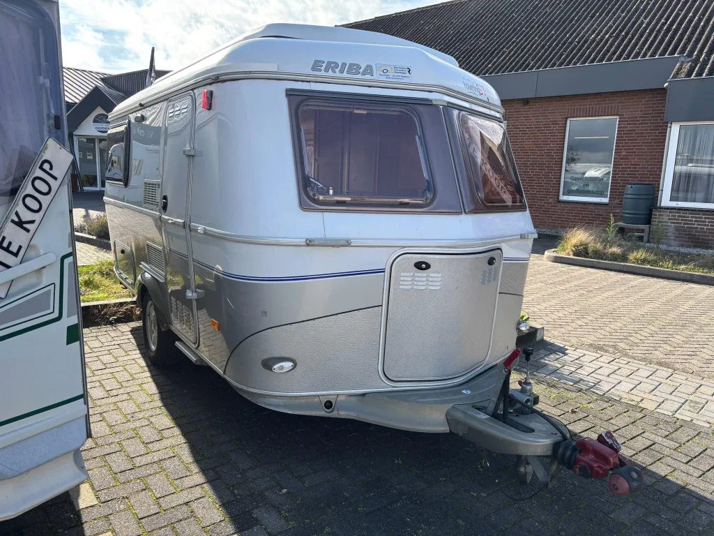 Eriba Touring (2004) — foto 1