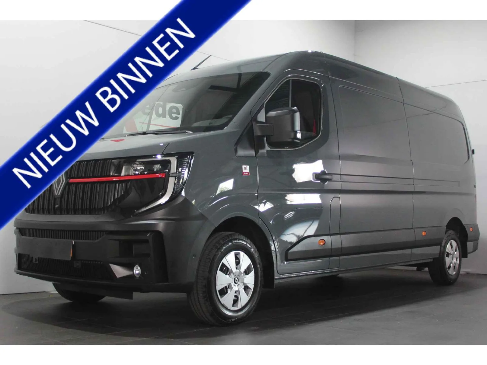 Renault Master (2024) — foto 1