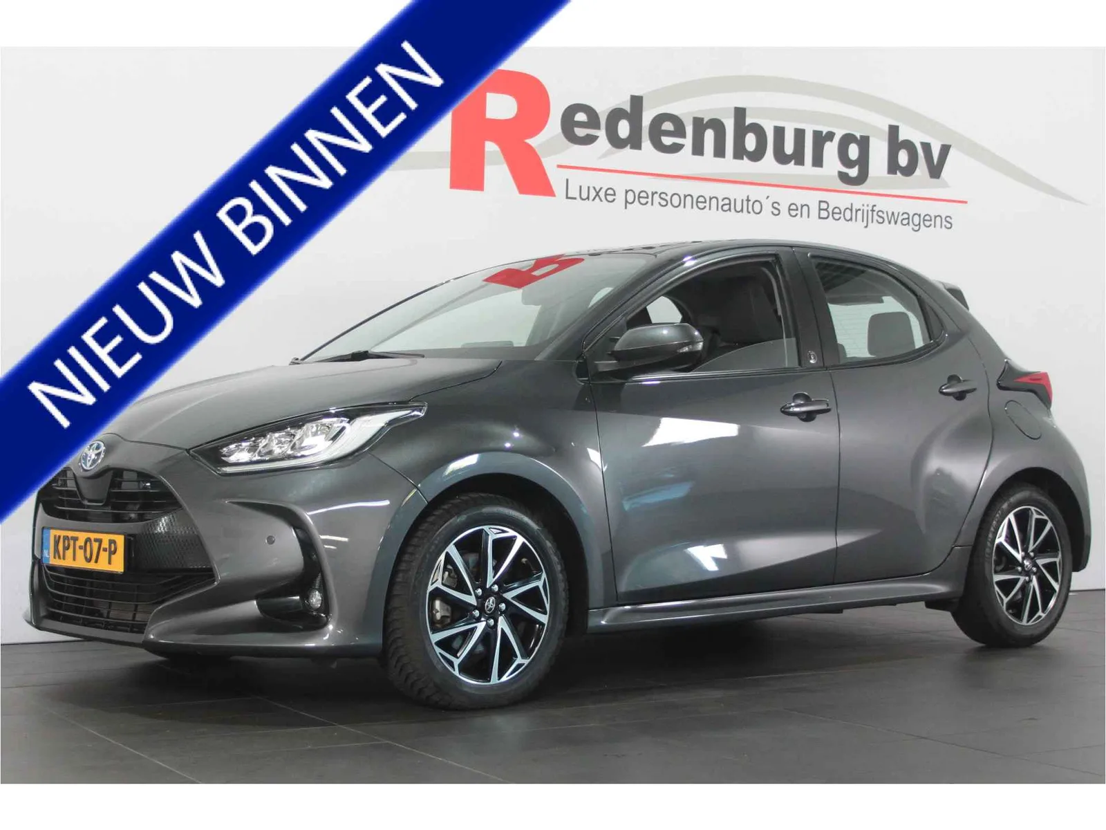 Toyota Yaris (2022) — foto 1
