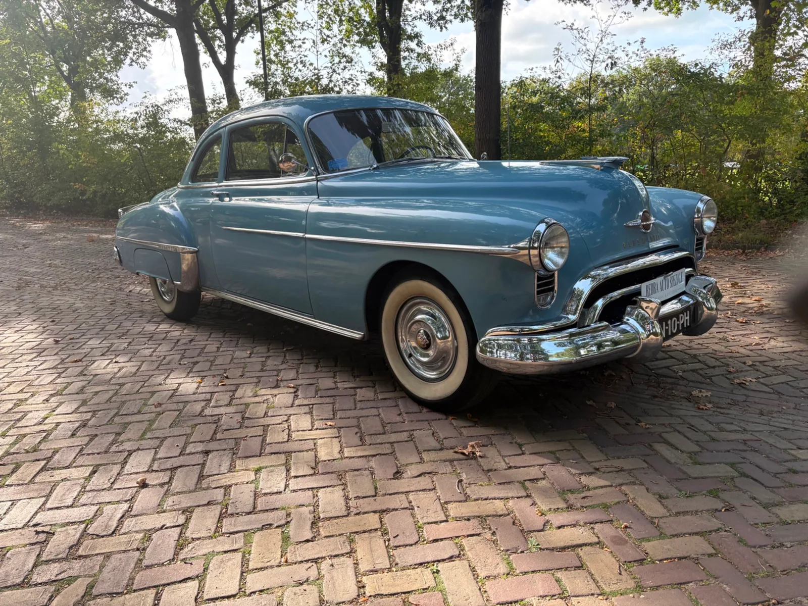 Oldsmobile 88 (1950) — foto 1