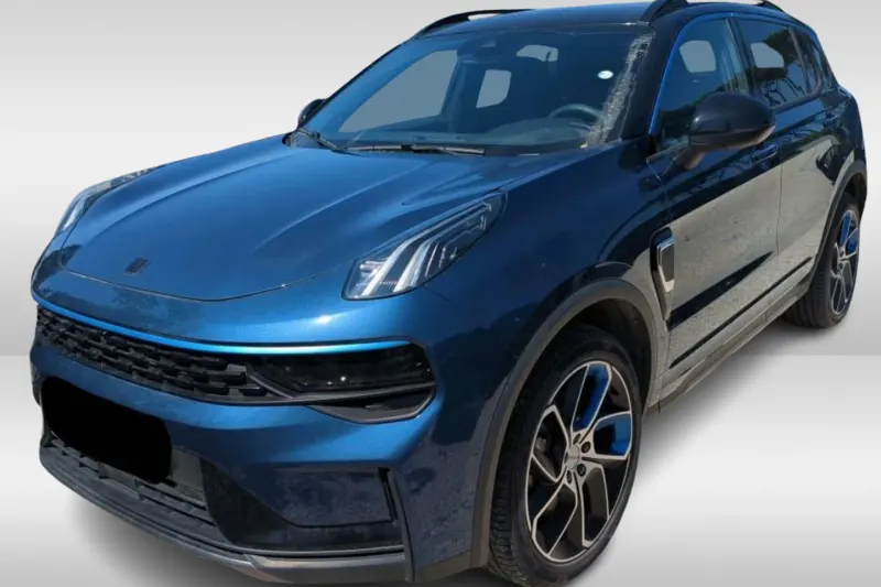 Lynk & Co 01 (2024)