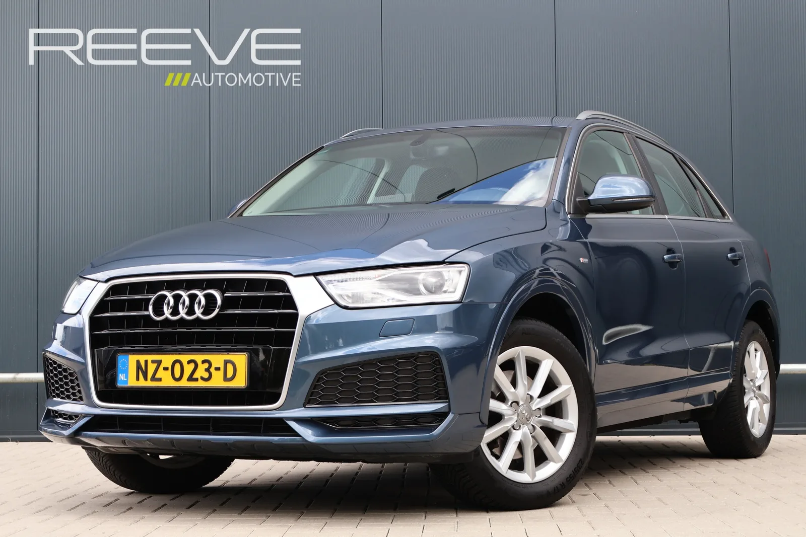 Audi Q3 (2017) — foto 1